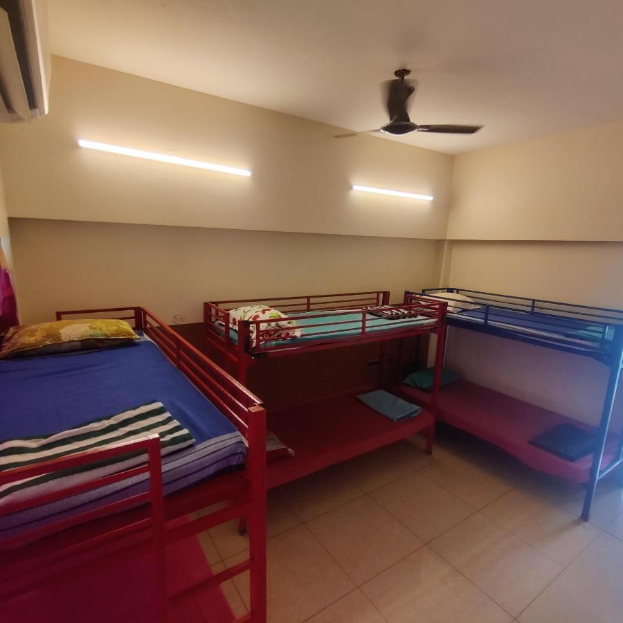 Woodpacker 2.0 Hostel Puduccseri Kültér fotó